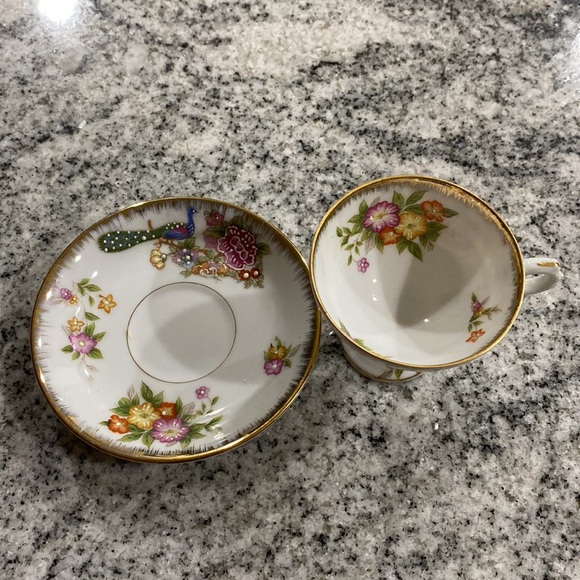 Vintage Royal Halsey China Teacup And Saucer Set! - Picture 7 of 7